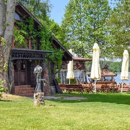 Beautiful Apartment In Rydzewo Apartment *